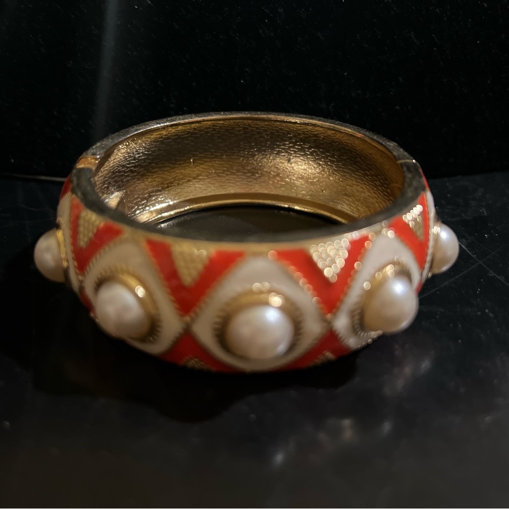Vintage bangle